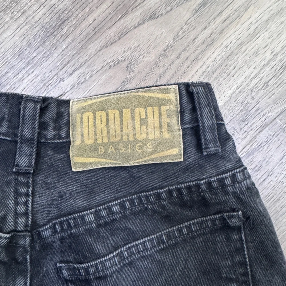 Jordache Vintage Basic Black Denim Jeans - Size 3/4 - Picture 10 of 12